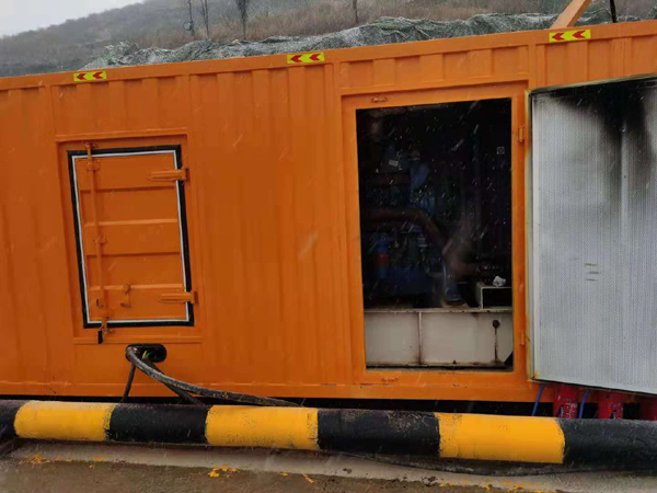 平原发电车出租-应急柴油发电机组选什么样的比较好？
